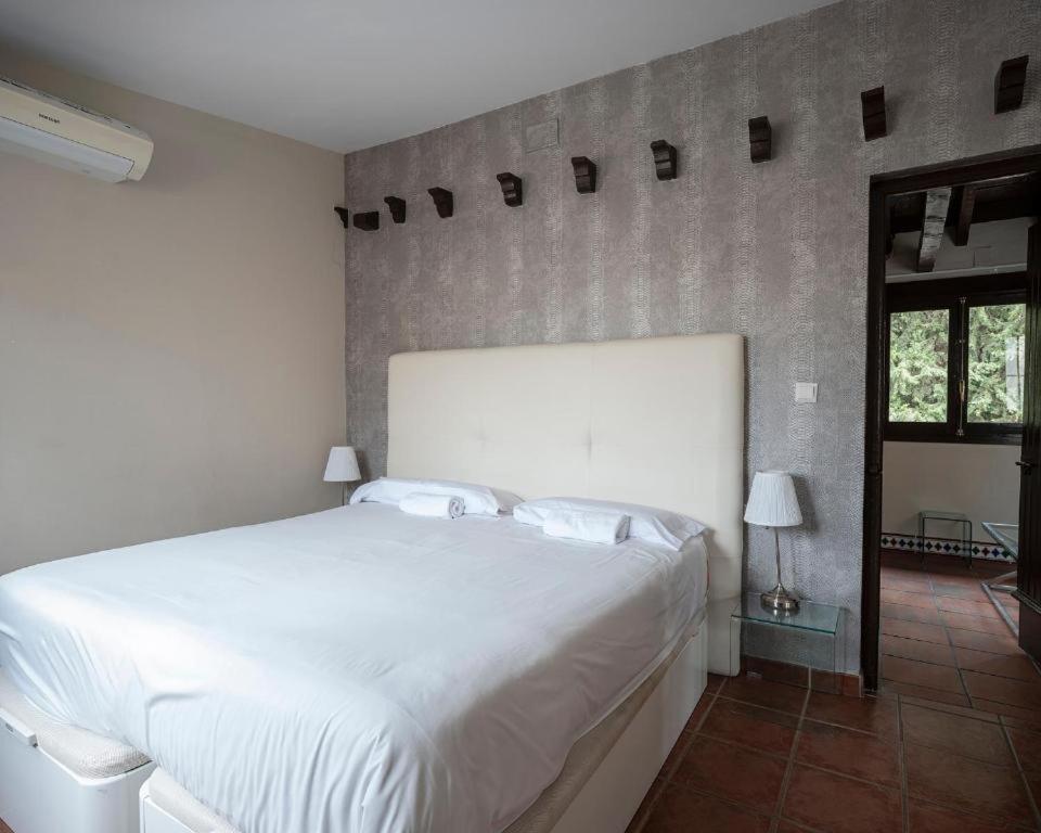 Apartamentos Optima Palacete De La Alhambra Junto A La Alhambra Гранада Екстериор снимка